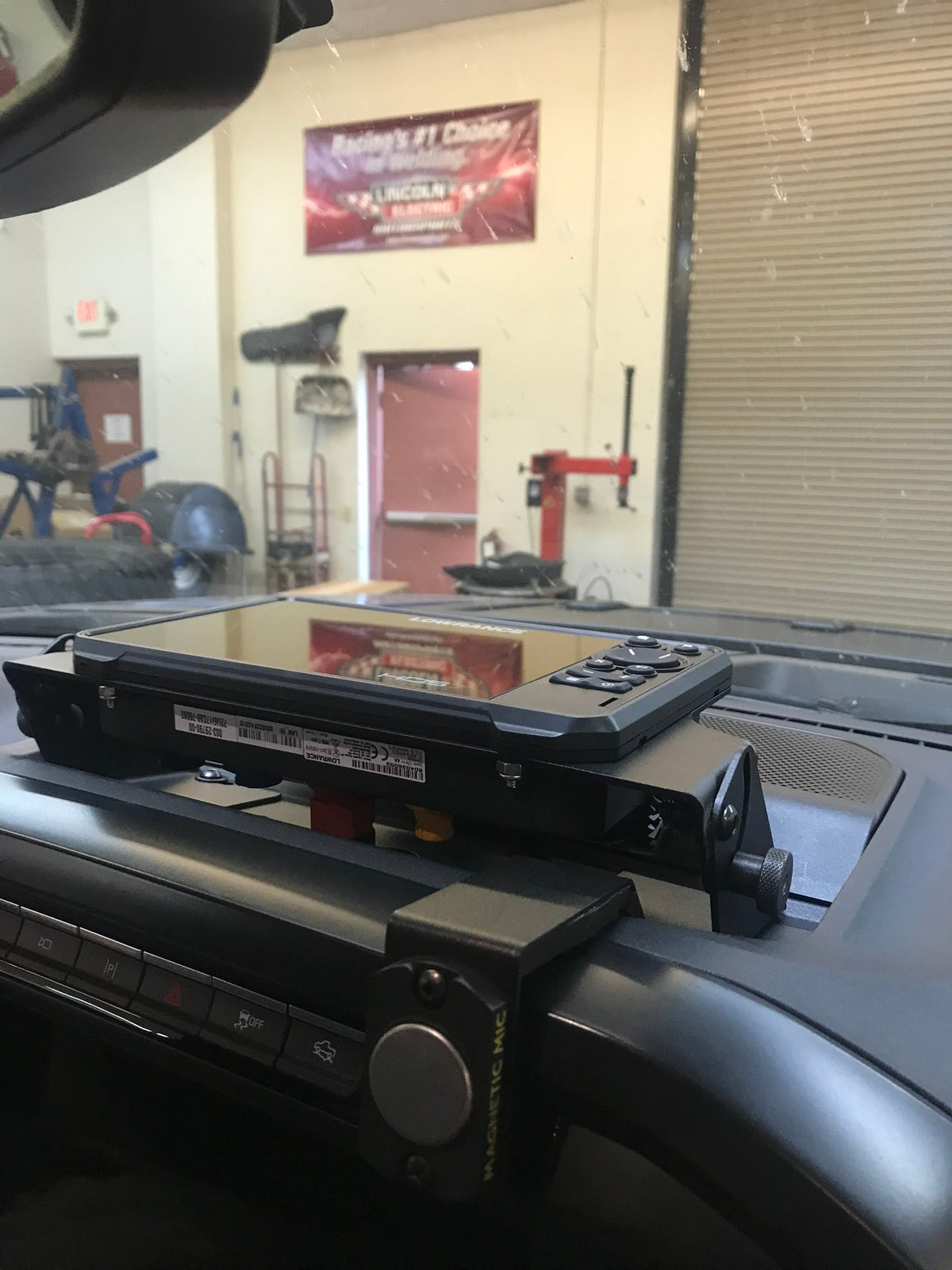 2021 - 2024 F150 & Gen 3 Raptor Center Dash Fold Down GPS mount - HDS7 Live - PCI Race Radios