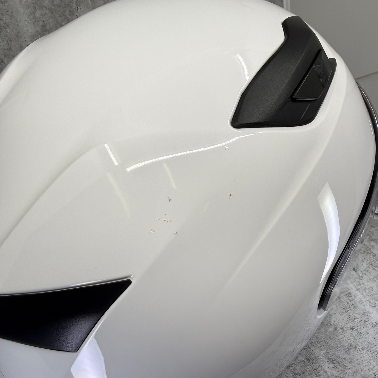 Clearance HJC i10 DOT Helmet - White - High Usage - PCI Race Radios