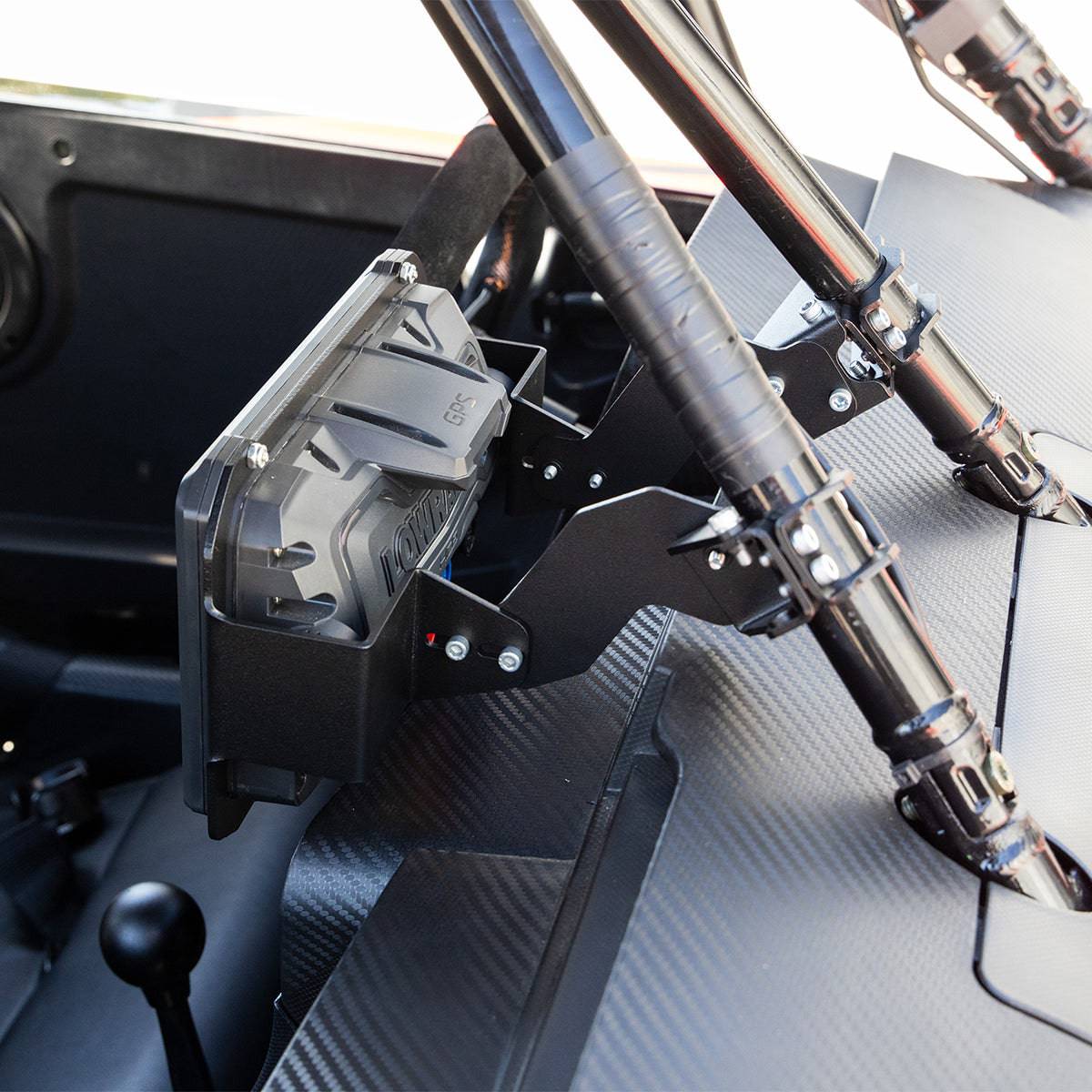 Speed Lowrance Bracket in car