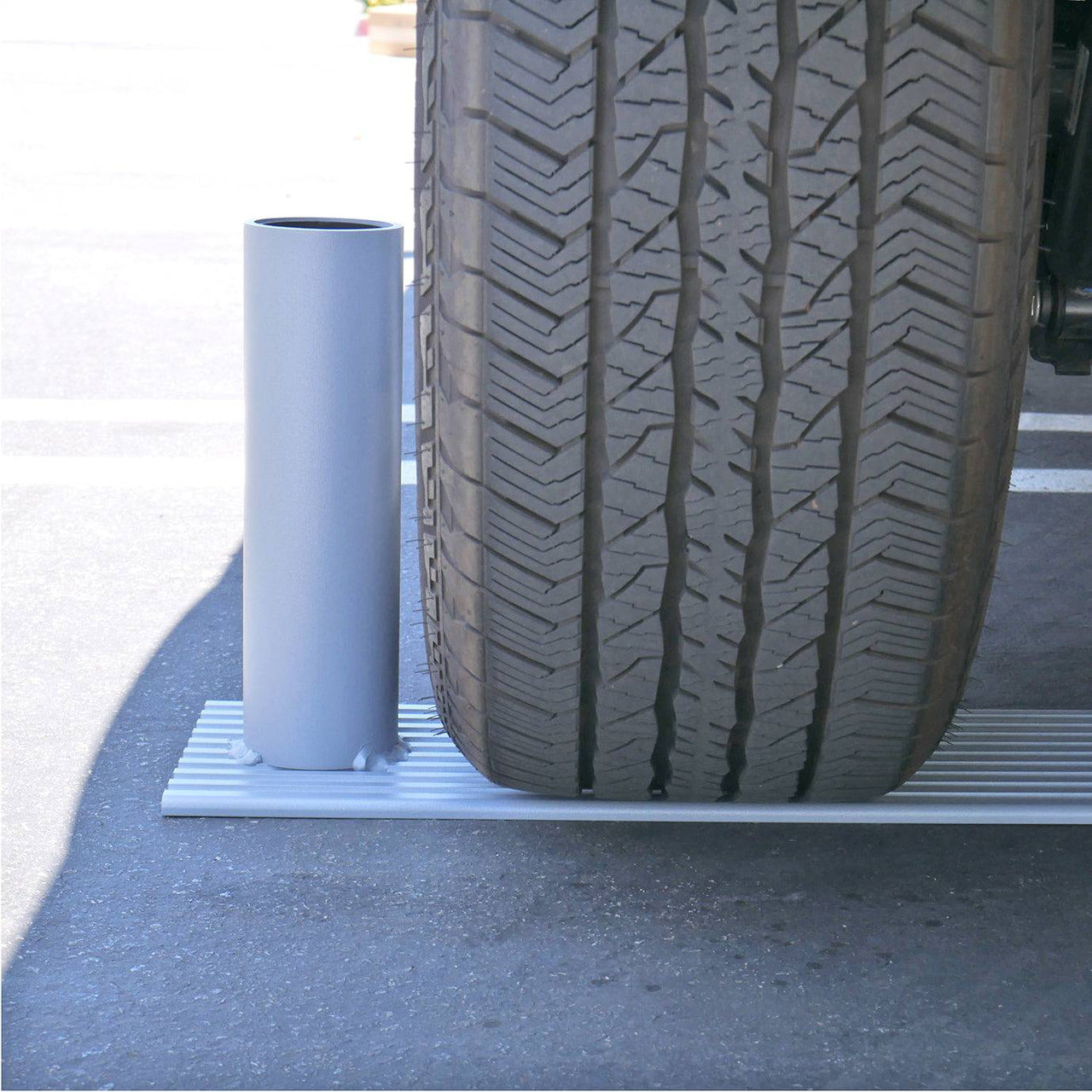 Telescoping Pole Wheel Stand - PCI Race Radios